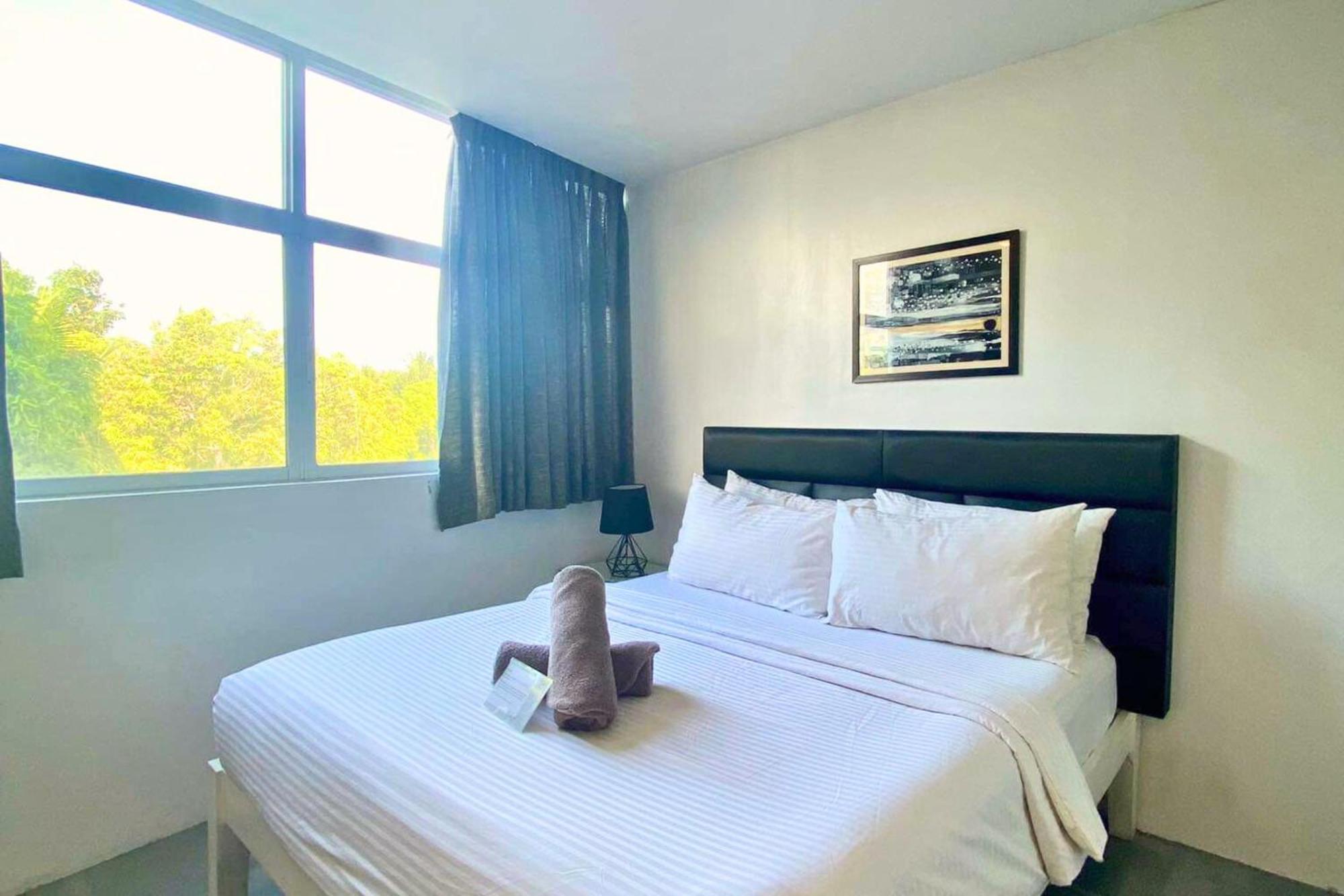 Tely'S Bed & Breakfast Iloilo Powered By Cocotel ภายนอก รูปภาพ